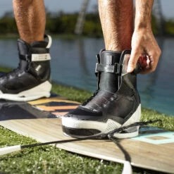 Ronix Supreme BOA Chausses De Wakeboard -WORLD NAUTIC CENTER Soldes 22223041 1 0 1