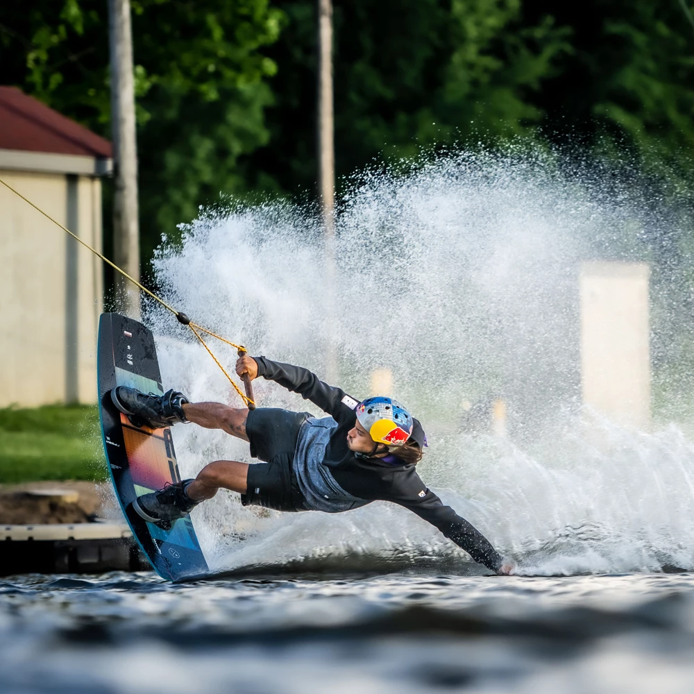 Hyperlite Ripsaw 138 Wakeboard 5 Hyperlite Ripsaw 138 Wakeboard – Image 3