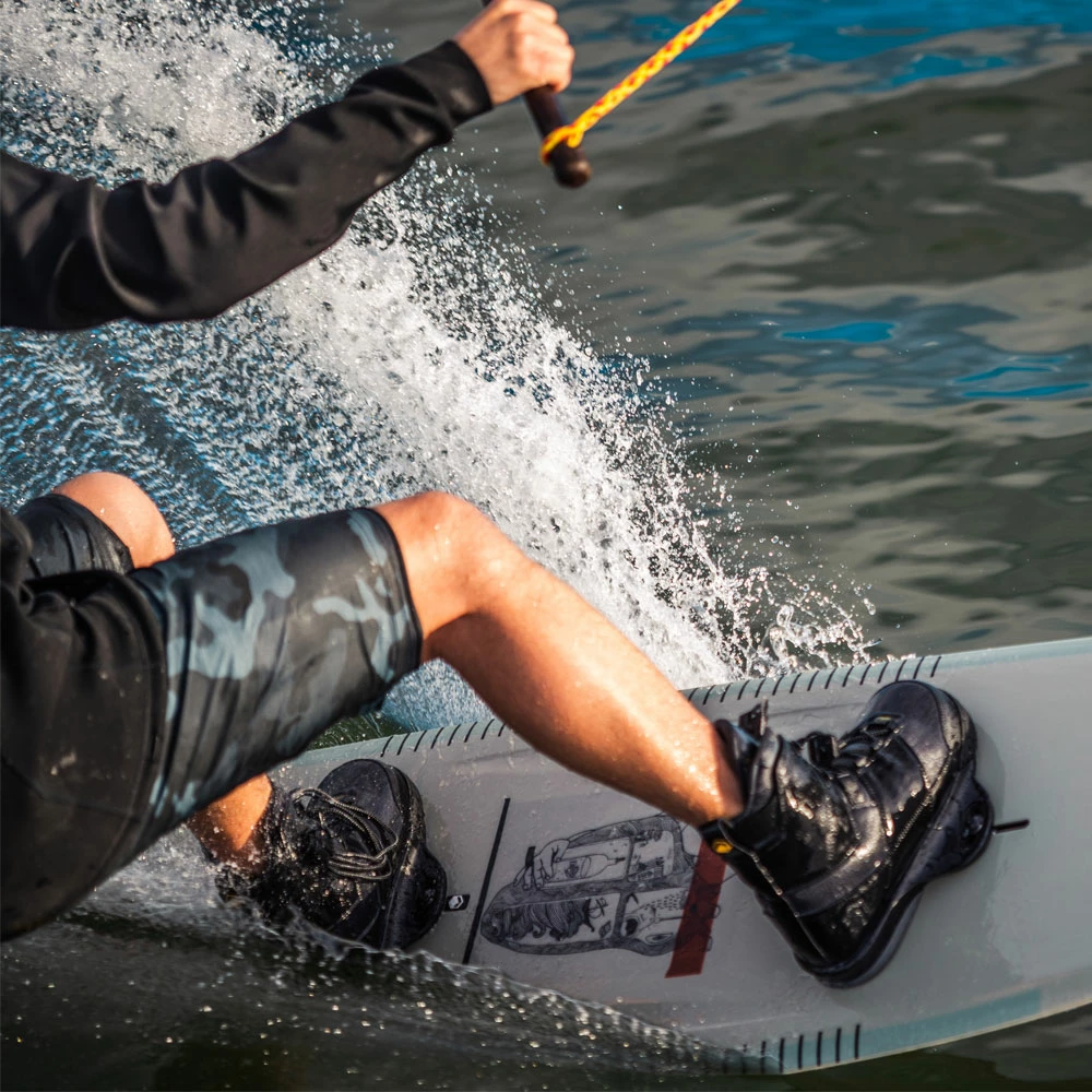 Liquid Force Peak 4D Chausses De Wakeboard 5 Liquid Force Peak 4D Chausses De Wakeboard – Image 3