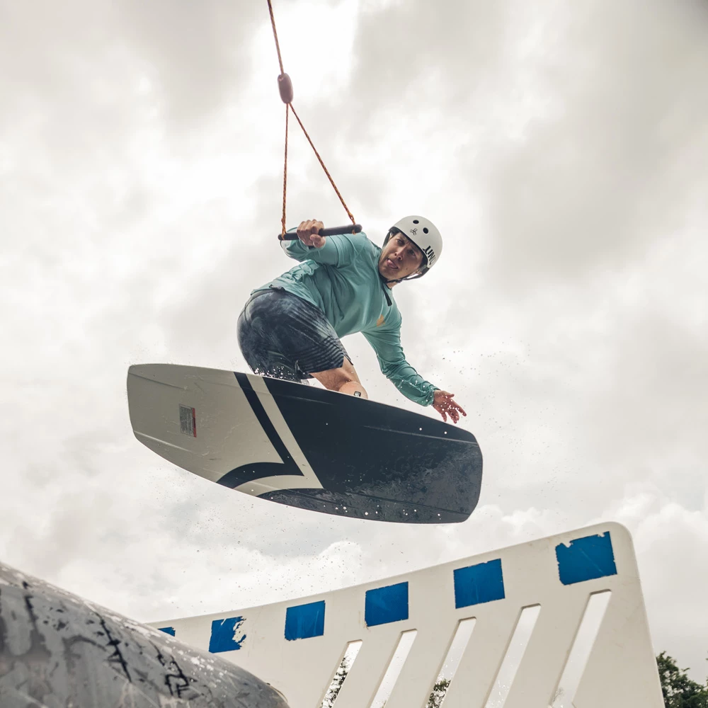 Liquid Force FLX 147cm Wakeboard 5 Liquid Force FLX 147cm Wakeboard – Image 3